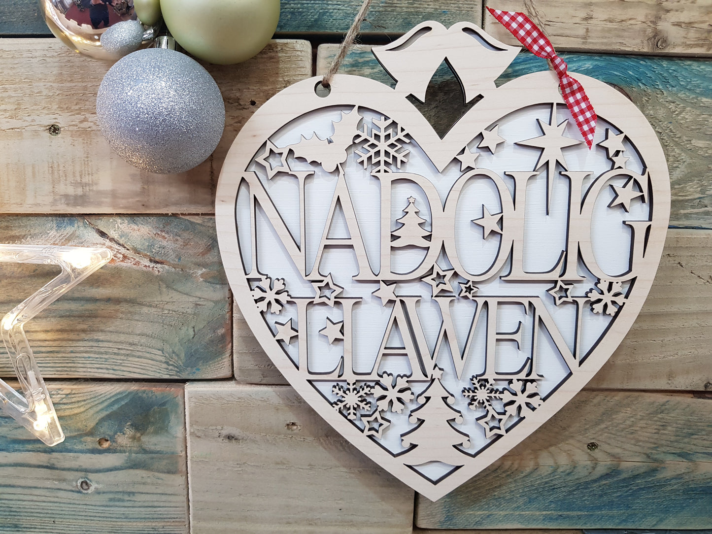 Nadolig Llawen Fretwork Heart