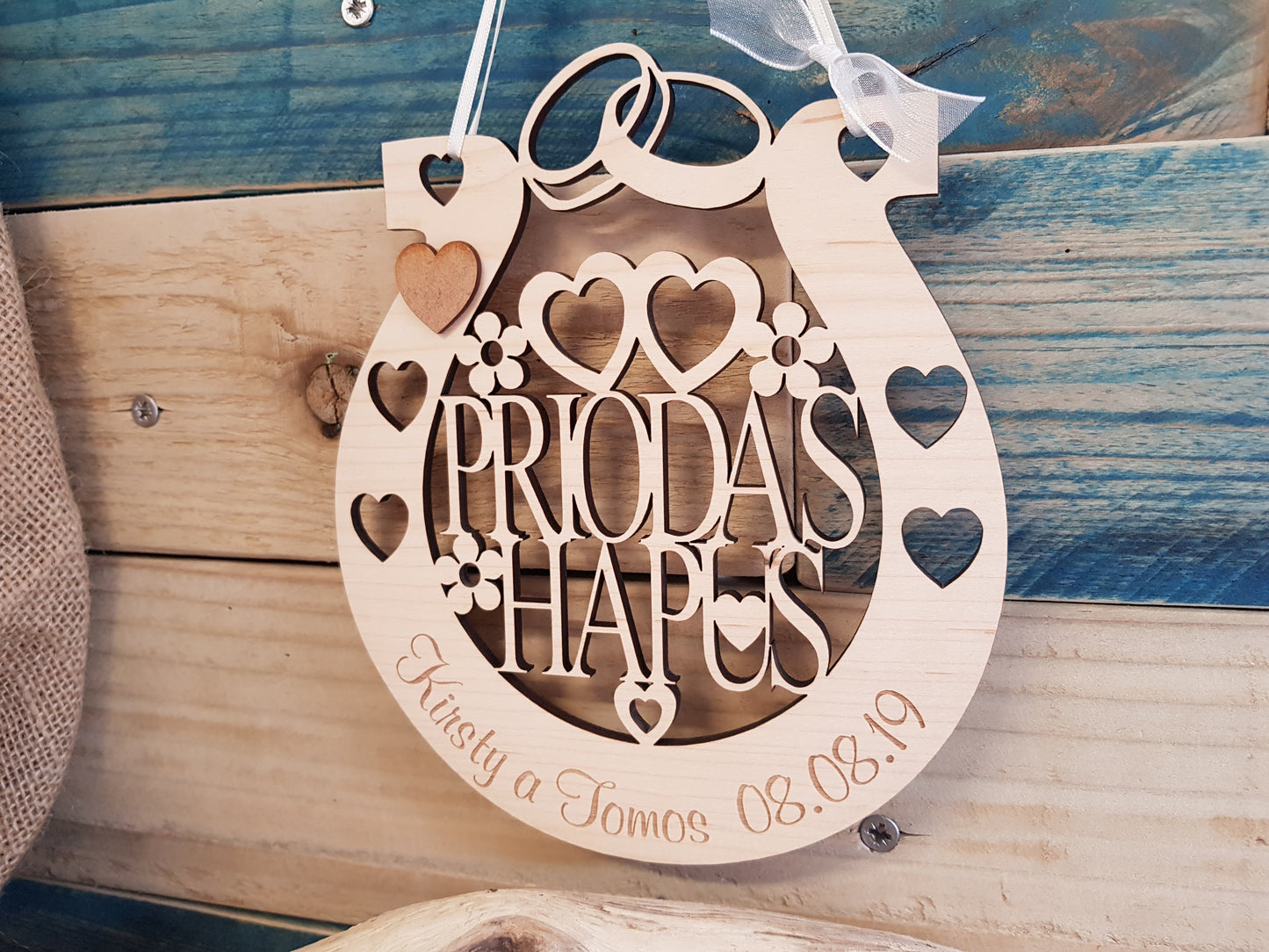 HORSESHOE FAVOUR WEDDING, PRIODAS