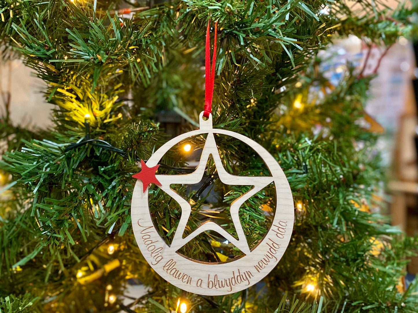 Circular Nadolig LLawen Wooden Bauble